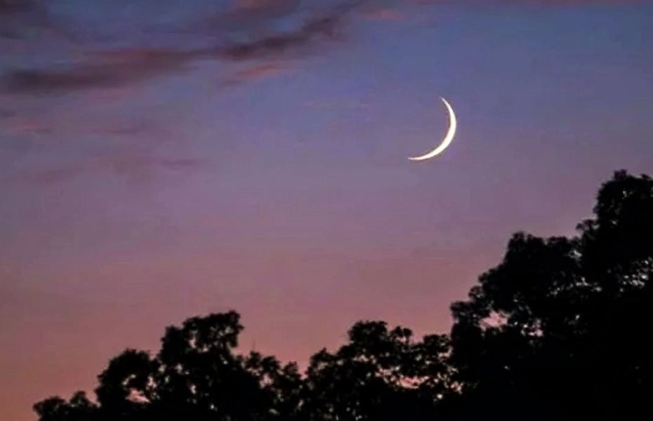 চাঁদ দেখা গেছে, কাল থেকে রোজা শুরু