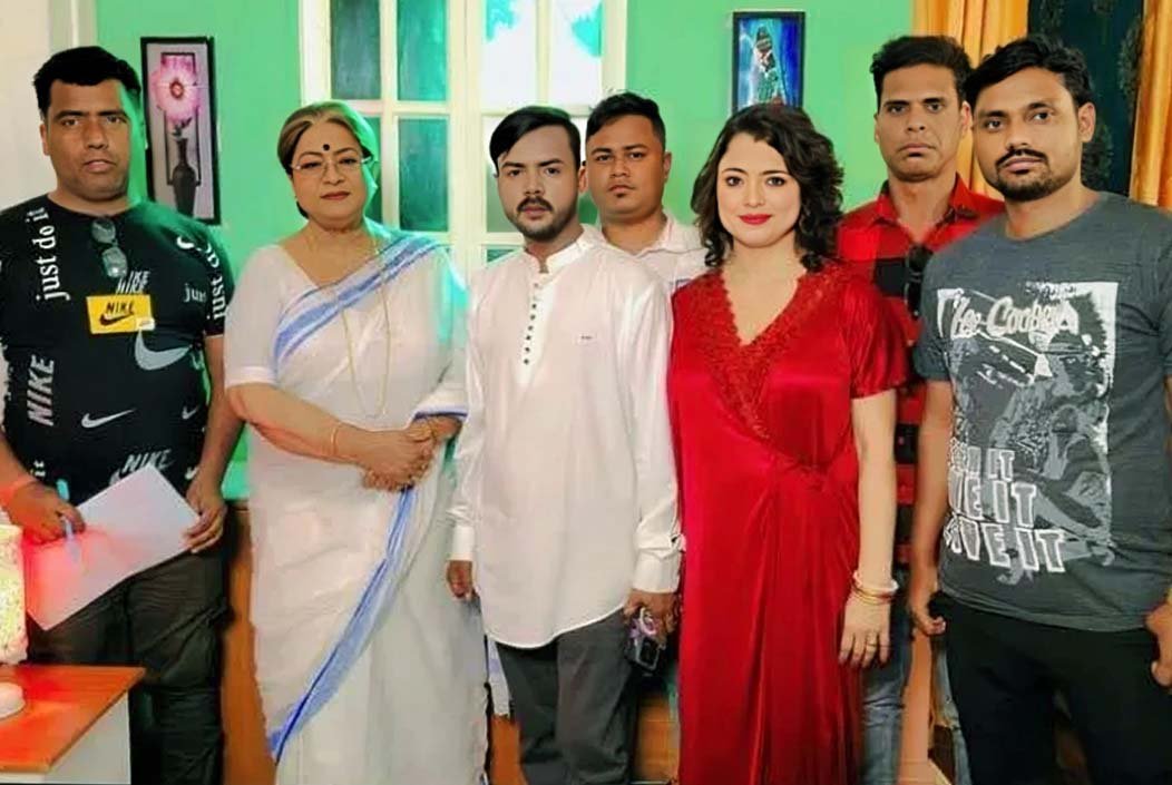 ভারতের কলকাতায় দুটি সিনেমায় হিরো আলম