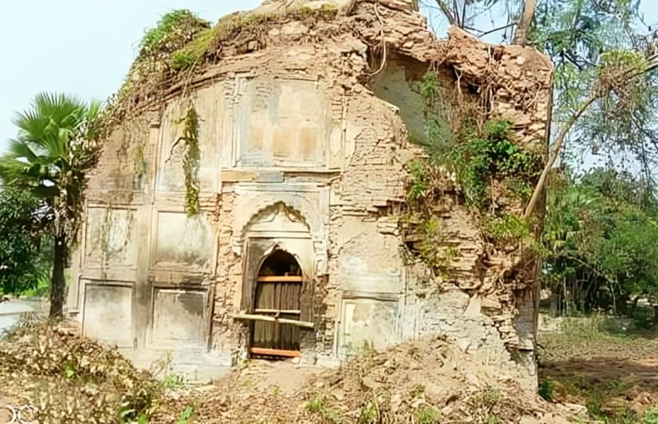 মুঘল আমলের মসজিদের সন্ধান মিললো নওগাঁর মহাদেবপুরে