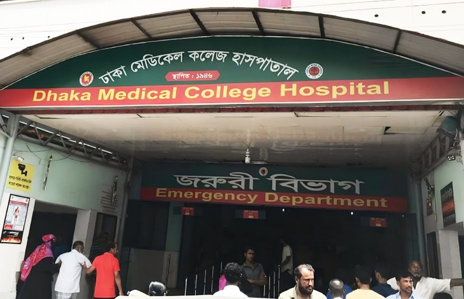 রাজধানীর কদমতলীতে আইডিয়াল স্কুলে পতাকা টাঙানোর সময় বিদ্যুৎস্পৃষ্টে শিক্ষার্থীর মৃত্যু