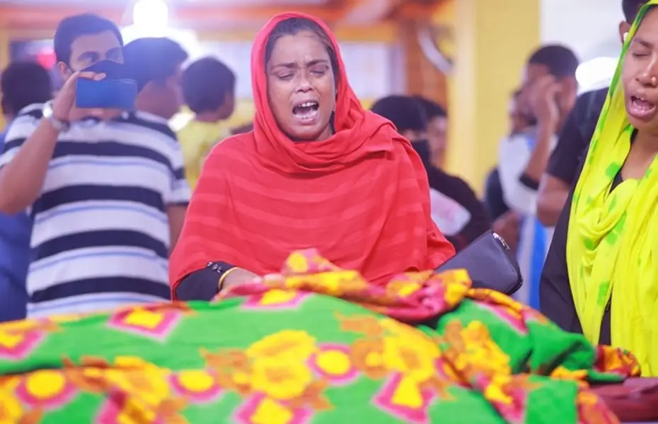 সিলভার ক্রিসেন্ট ক্লিনিকে ভুল চিকিৎসায় গৃহবধূর মৃত্যুর ...