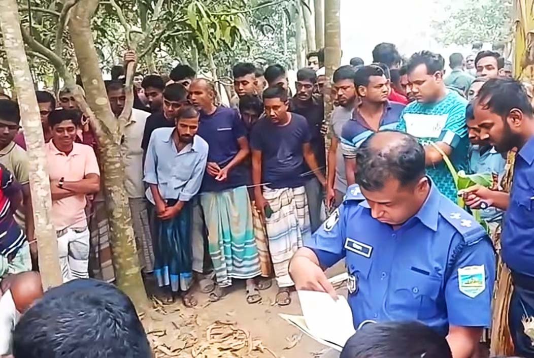 পাবনার আতাইকুলায় ট্রাক ড্রাইভারকে কুপিয়ে হত্যা