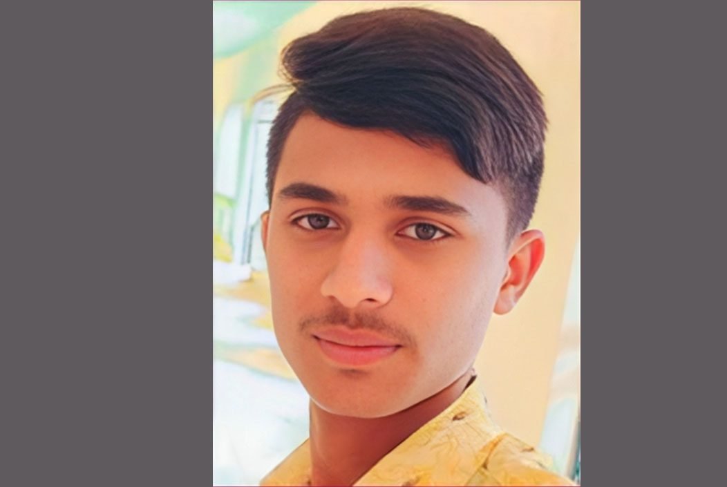 মাঠ থেকে ছাগল আনতে গিয়ে বজ্রপাতে স্কুলছাত্রের মৃত্যু