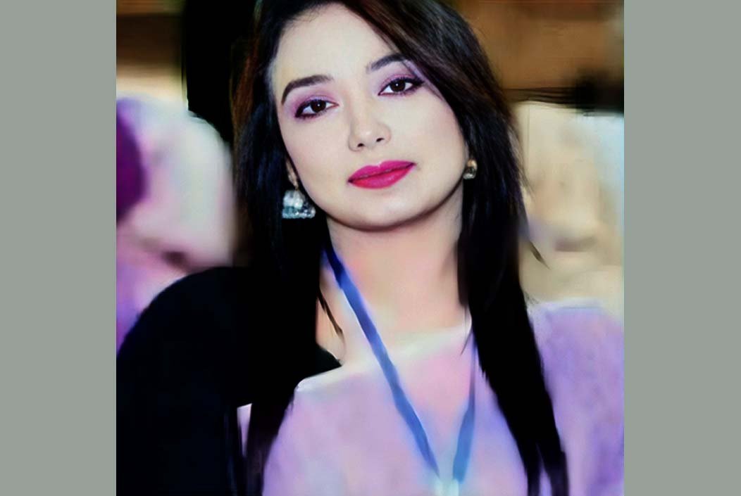 সাতক্ষীরায় স্বামীকে ভিডিও কলে রেখে গলায় ফাঁস দিয়ে স্ত্রীর আত্মহত্যা