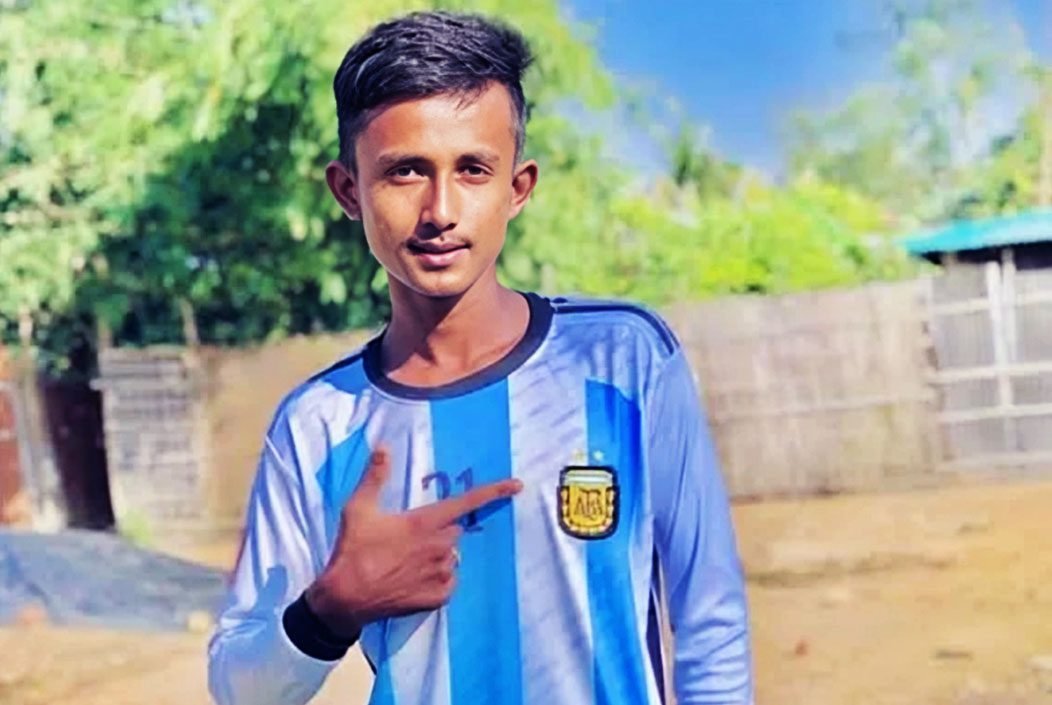 কক্সবাজারের টেকনাফে নিজের ছুরিকাঘাতে প্রাণ গেল তরুণের