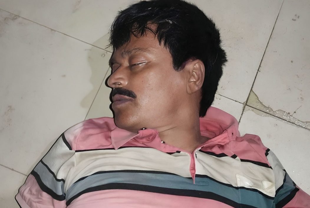 নারায়ণগঞ্জের ফতুল্লায় সড়কের পাশ থেকে অজ্ঞাত ব্যক্তির লাশ উদ্ধার