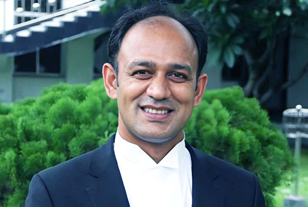 ব্যারিস্টার সুমনকে হত্যার হুমকি, থানায় জিডি