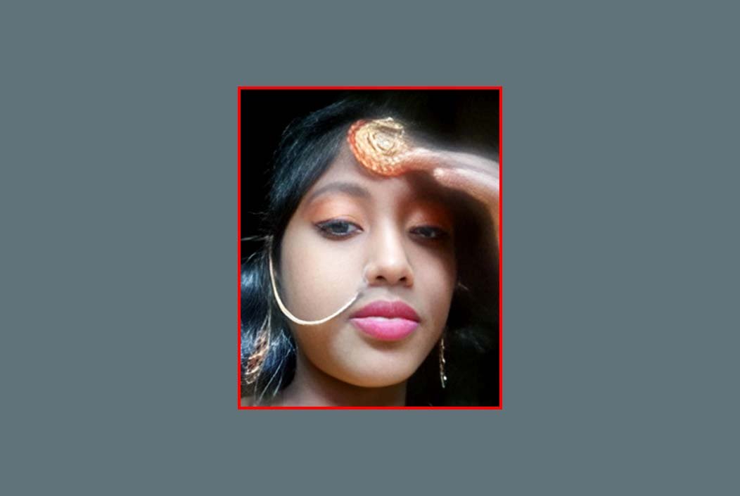 মোবাইল ফোন চার্জে দিতে গিয়ে বিদ্যুৎস্পৃষ্ট হয়ে মাদরাসাছাত্রীর মৃত্যু