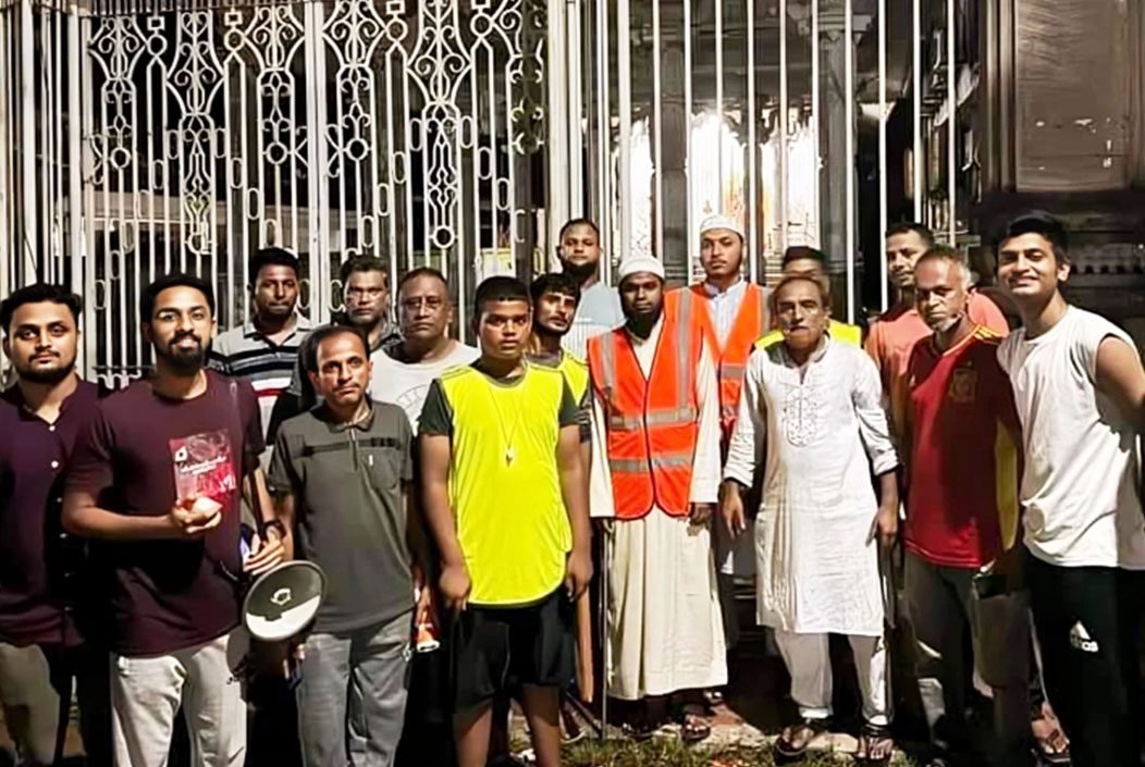 মৌলভীবাজারের শ্রীমঙ্গলে মন্দির পাহারায় মাদরাসার শিক্ষক-শিক্ষার্থীরা