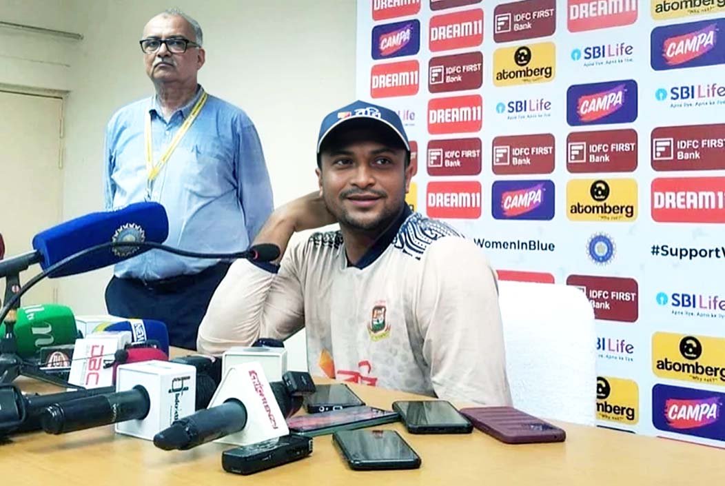 অবসরের ঘোষণা দিলেন সাবেক অধিনায়ক সাকিব আল হাসান