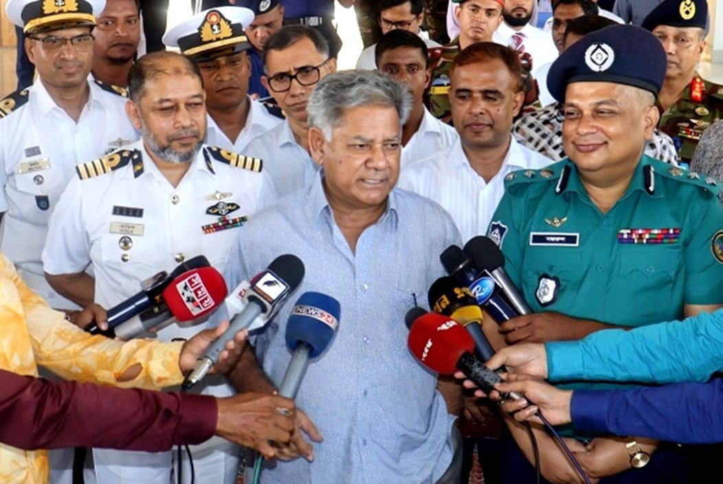 গত ১৫ বছরে দুর্নীতির মহাসাগর চুরি হয়েছে: উপদেষ্টা এম সা...