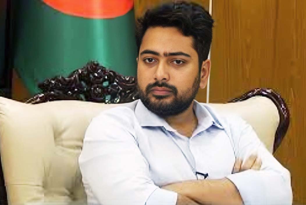 পার্বত্য চট্টগ্রামে ইন্টারনেট সেবা বন্ধ করা হয়নি: তথ্য উপদেষ্টা নাহিদ