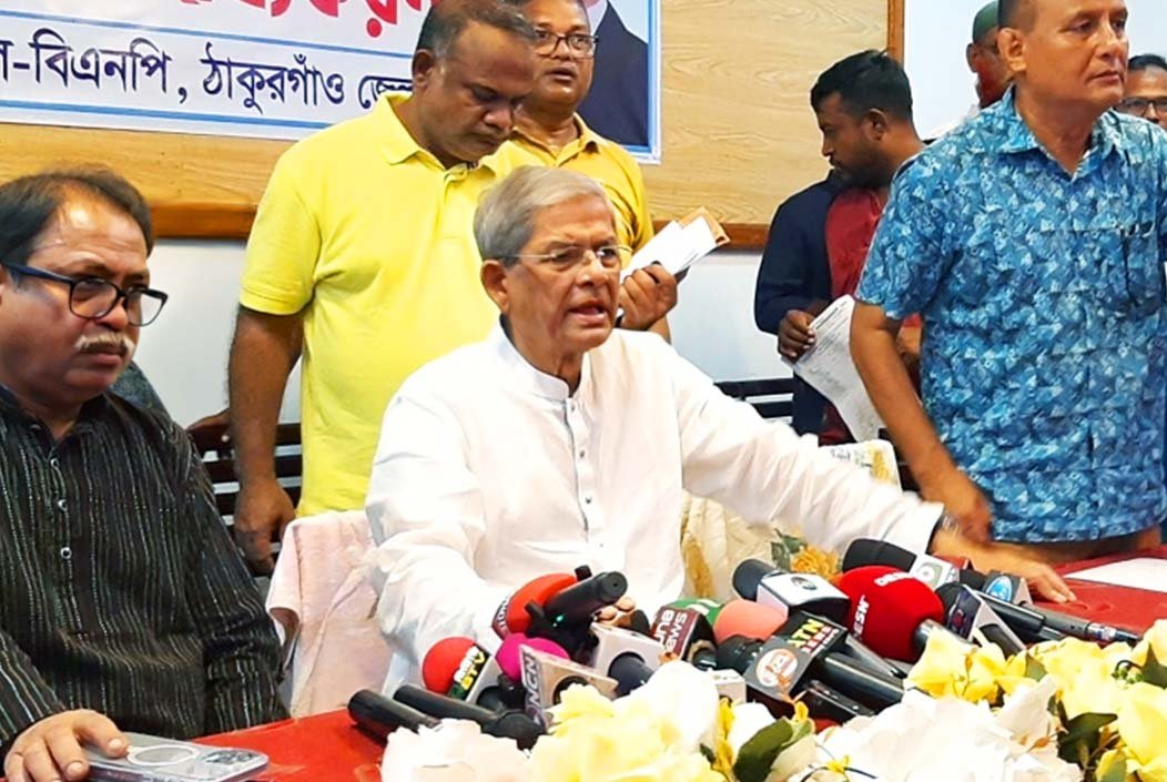 সেনাবাহিনীকে সব স্থানে ম্যাজিস্ট্রেসি ক্ষমতা দেয়া ঠিক হয়নি: ফখরুল