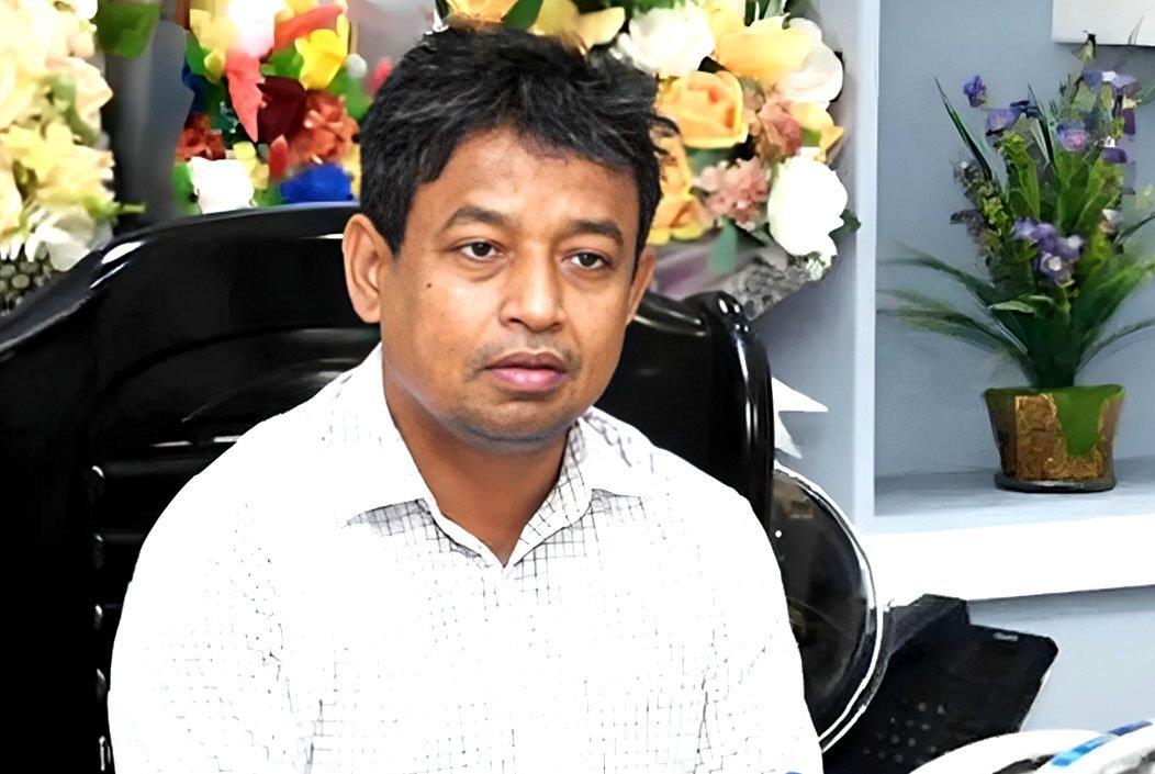 চাঁদাবাজির ঘটনায় সাবেক ডিবি প্রধান হারুনের বিরুদ্ধে মামলা