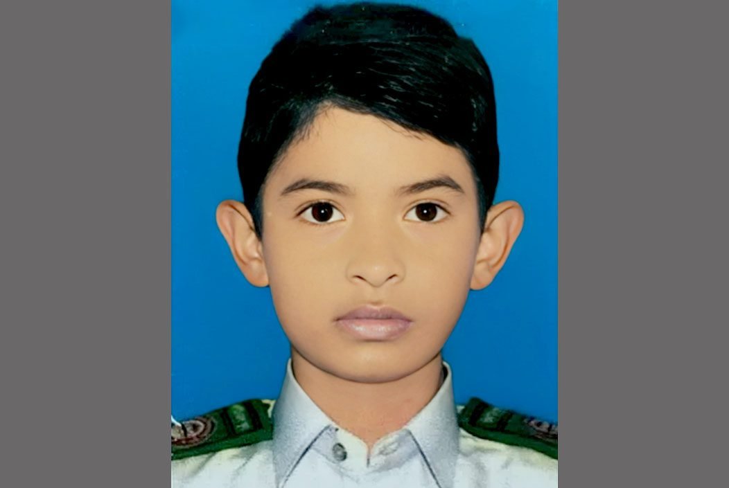 বগুড়ার গাবতলীতে স্কুলছাত্রকে গলা কেটে হত্যা
