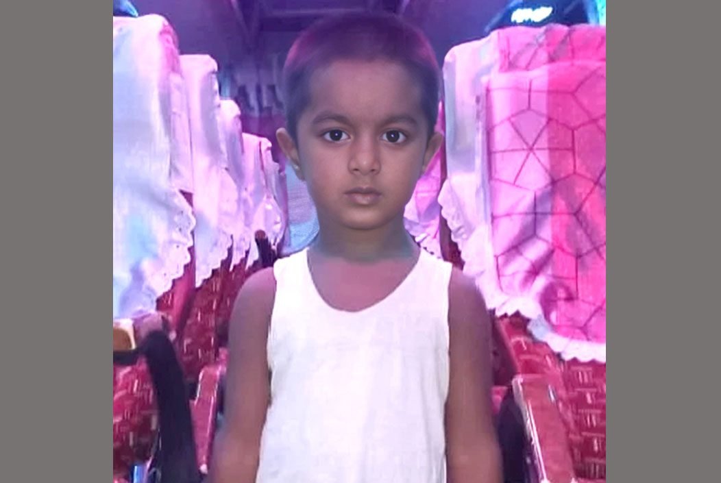 রাজশাহীর বাগমারায় অটো ভ্যানের ধাক্কায় ৫ বছর বয়সী শিশুর মৃত্যু