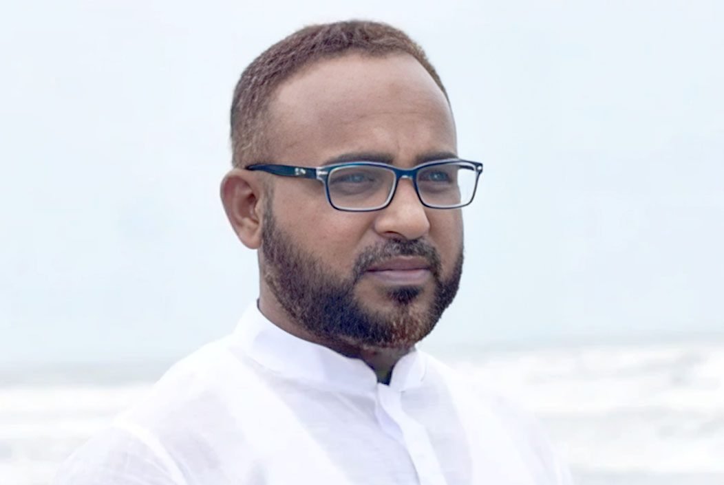 লোহাগাড়ায় পুকুর থেকে মৎস্যজীবী লীগ নেতা গ্রেফতার