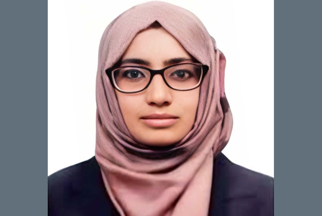 সাময়িক বরখাস্ত ঊর্মির বিরুদ্ধে মানহানির মামলা