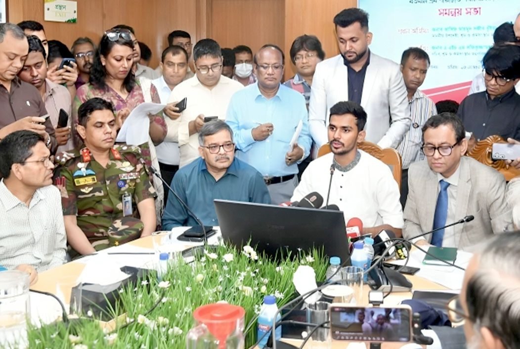 অন্তর্বর্তী সরকারের বৈধতা হলো গণঅভ্যুত্থান: আসিফ মাহমুদ