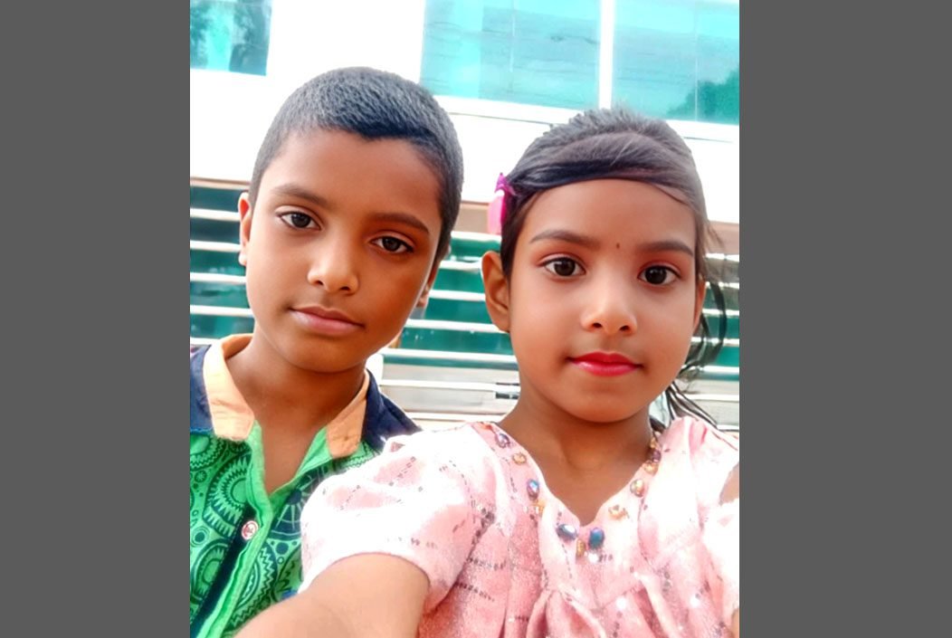 কুমিল্লার দেবিদ্বারে নানার বাড়ি যাওয়ার পথে প্রাণ গেল ২ শিশুর