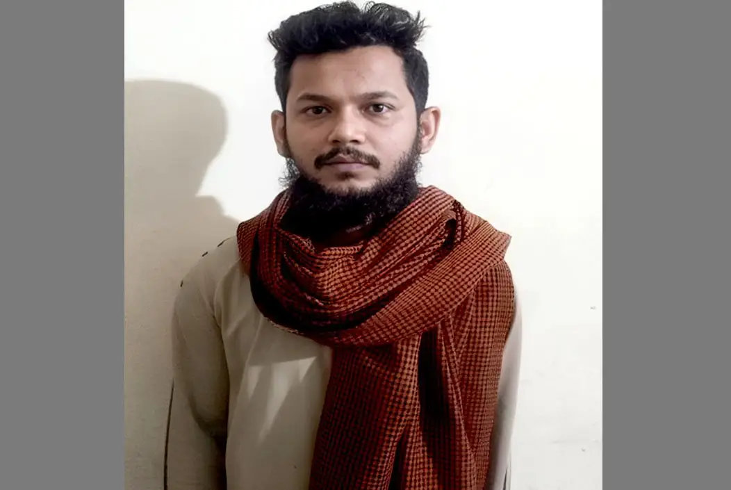 মাদকসেবনের টাকা না দেওয়ায় মাকে কুপিয়ে হত্যা