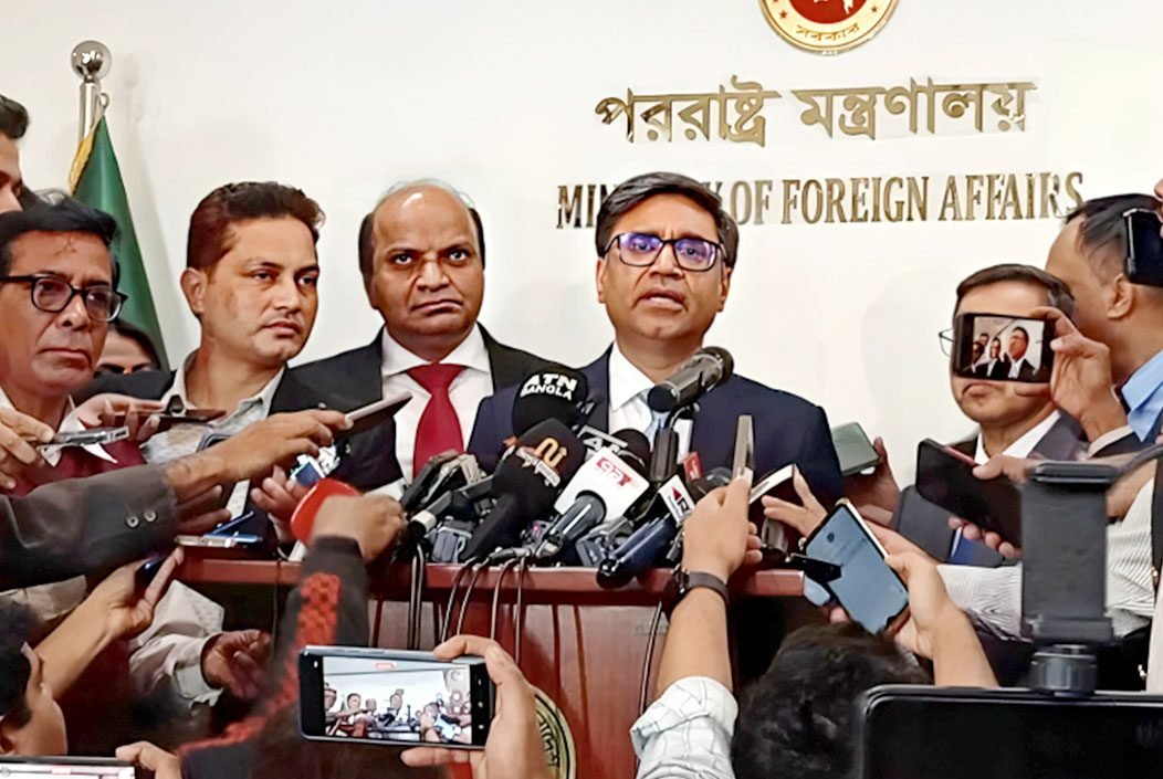 অন্তর্বর্তীকালীন সরকারের সঙ্গে গভীরভাবে কাজ করতে চায় ভারত: বিক্রম মিশ্রি