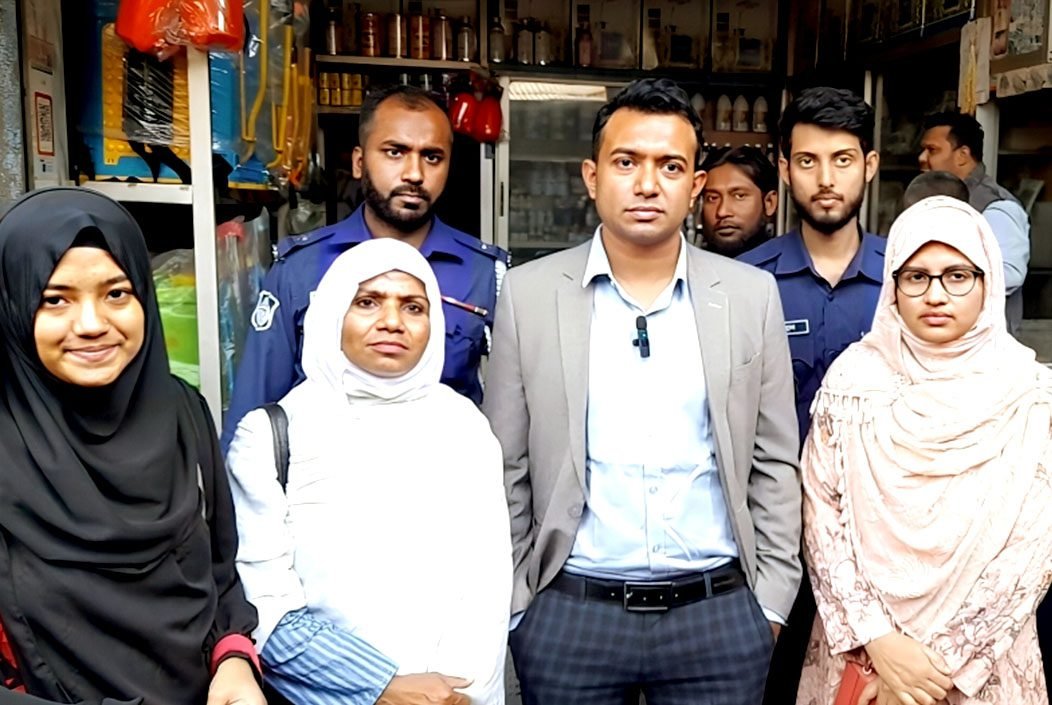 বগুড়ায় অতিরিক্ত মূল্যে বীজ বিক্রয়, সোনালী ট্রেডার্সকে জরিমানা