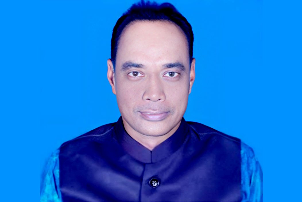 বগুড়ার ধুনটে ফেন্সিডিলসহ আ.লীগ নেতা গ্রেফতার
