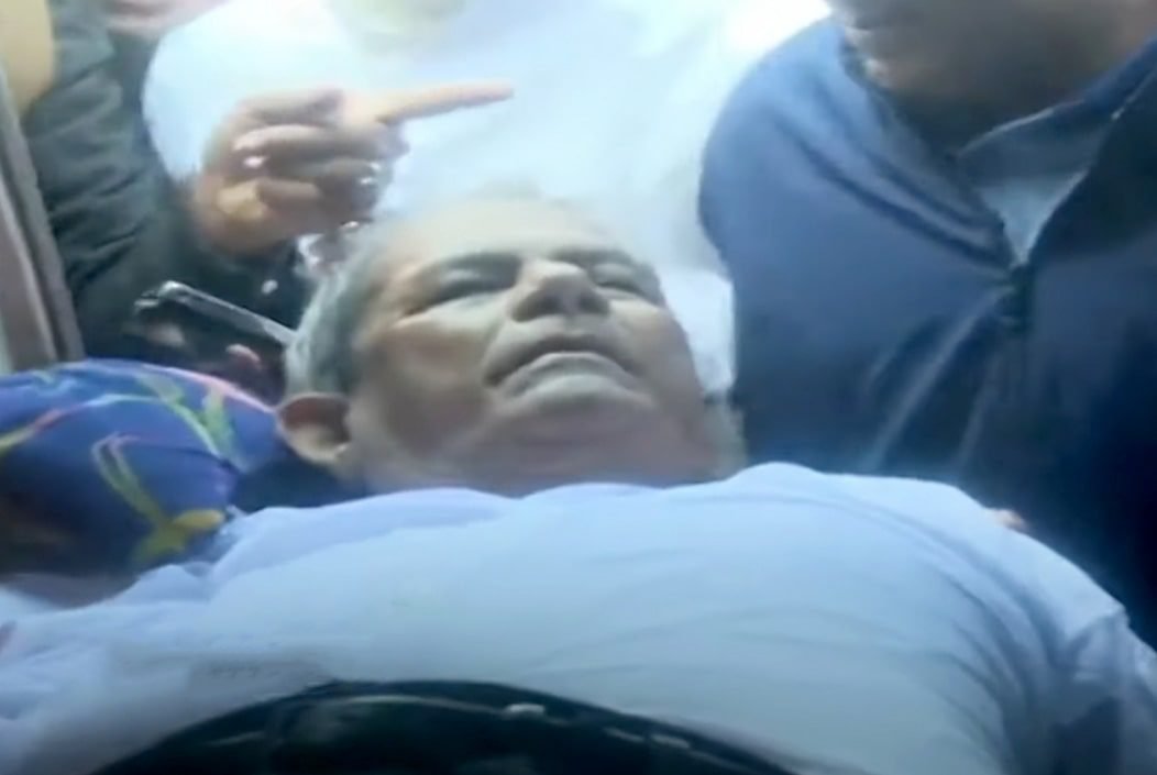 স্মৃতিসৌধে গিয়ে অসুস্থ মির্জা ফখরুল, নেওয়া হলো সিএমএইচে