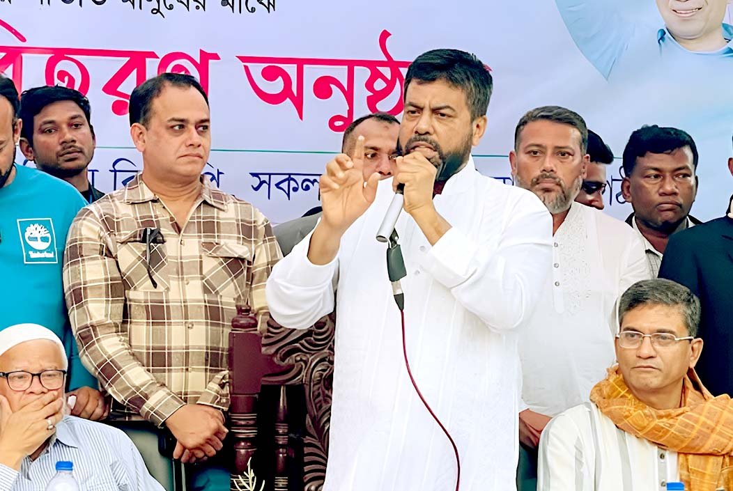 ‘রগ কাটা’ পার্টিরা ব্যাংক ও শিক্ষা প্রতিষ্ঠান দখলে নিচ্ছে: রফিকুল আলম মজনু