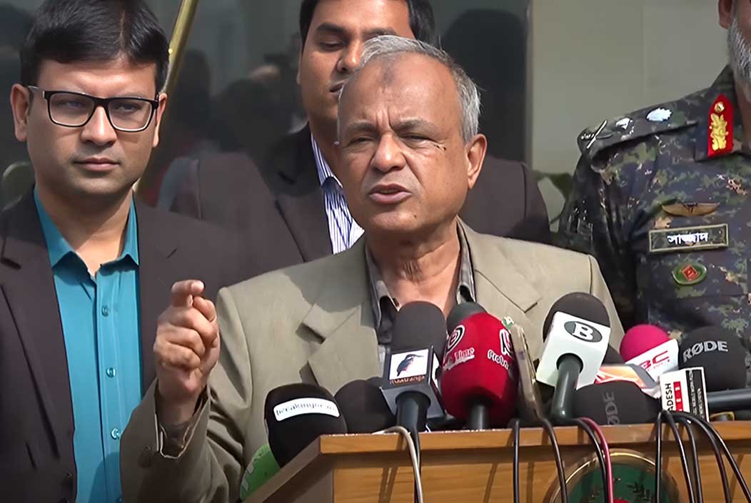 খুঁজে খুঁজে সবাইকে ধরে আইনের আওতায় আনা হবে: স্বরাষ্ট্র উপদেষ্টা