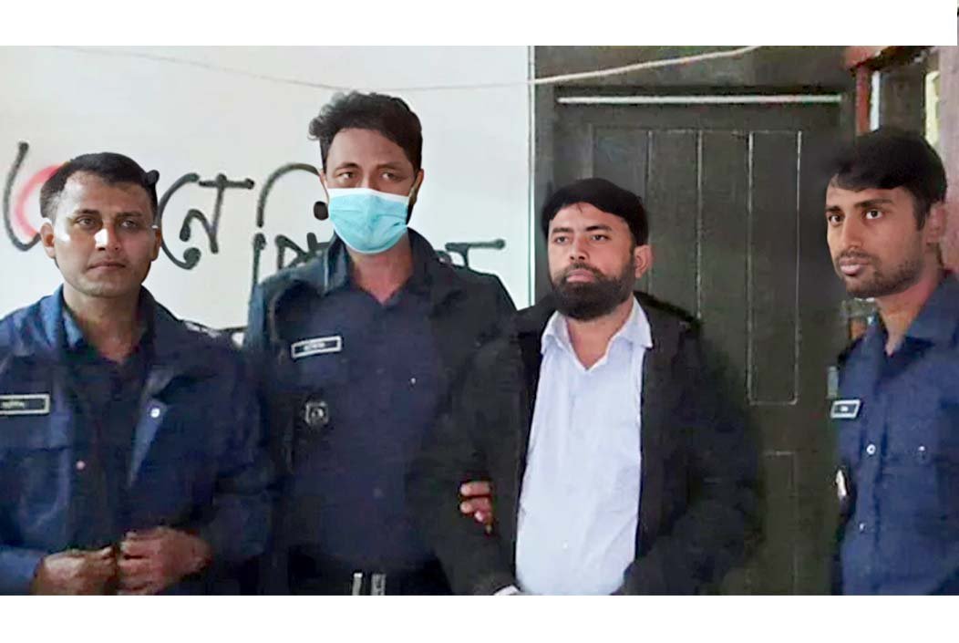 বগুড়ার ইউপি চেয়ারম্যান নুরুজ্জামান জাবি থেকে গ্রেফতার