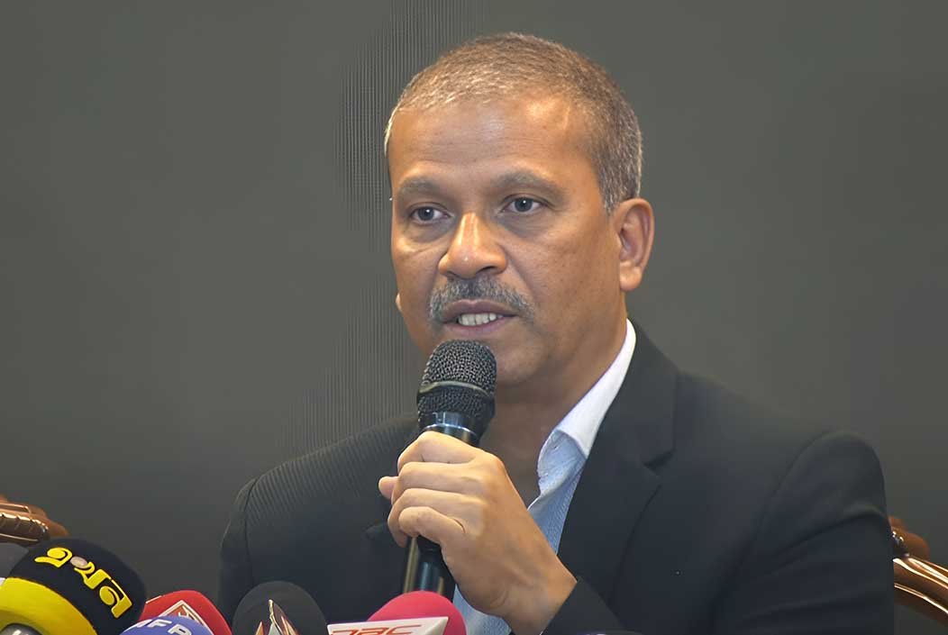 সংস্কার করতে আগামী বছরের জুন পর্যন্ত সময় লাগবে: আইন উপদেষ্টা