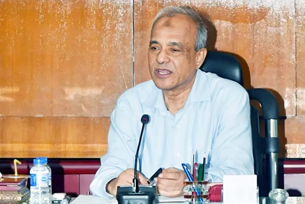 সীমান্তের ১৫০ গজের মধ্যে ভারত বেড়া নির্মাণ করতে পারবে ...