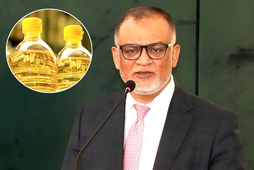 আগামী ১০ দিনের মধ্যে তেলের দাম নিয়ন্ত্রণে আসবে: বাণিজ্য উপদেষ্টা