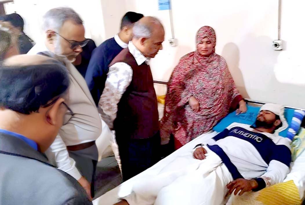 গাজীপুরে ছাত্র-জনতার ওপর হামলায় জড়িতদের শাস্তির আওতায় আনা হবে: স্বরাষ্ট্র উপদেষ্টা