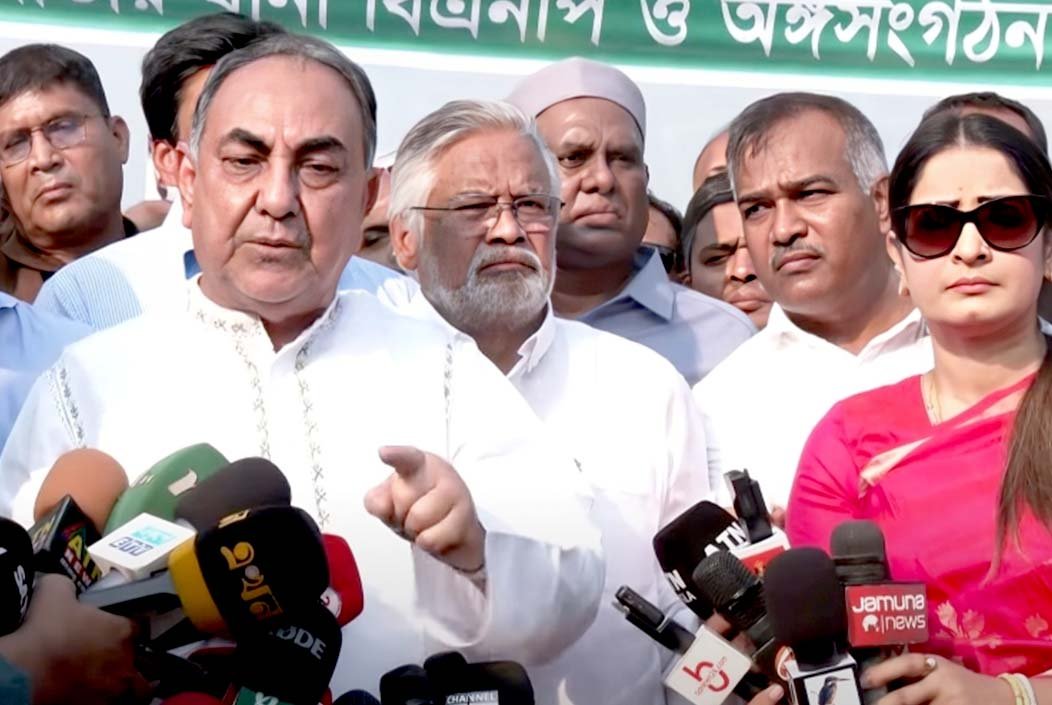 দ্বিতীয় স্বাধীনতার কথা যারা বলেন, তারা আজকের স্বাধীনতা দিবসকে খাটো করতে চান