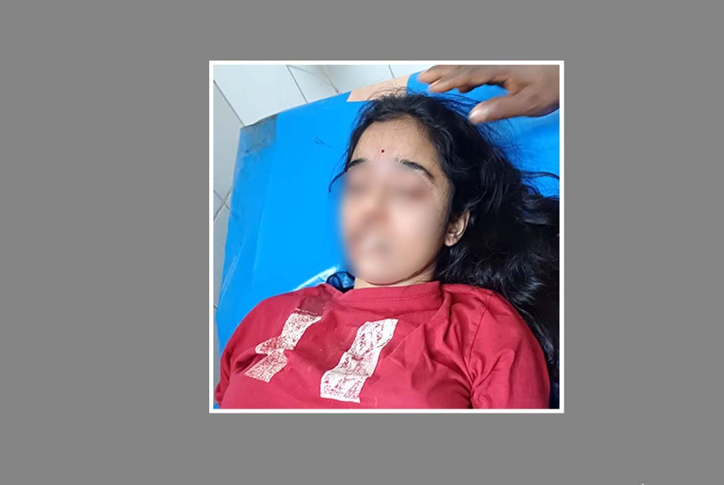 পরিবারের ঘুম ভাঙাল মেয়ে হারানোর চিৎকার