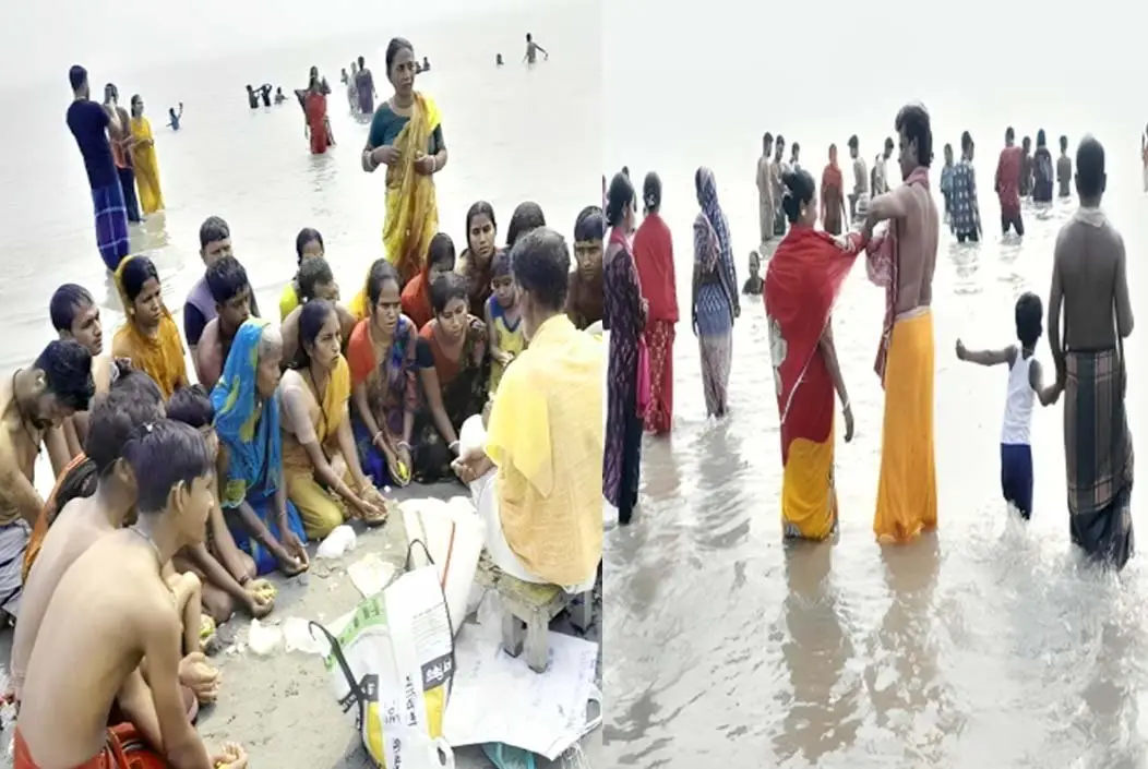 যমুনা নদীর তীরে অষ্টমী তিথিতে পূণ্যস্নানে হাজারো ভক্তের ঢল