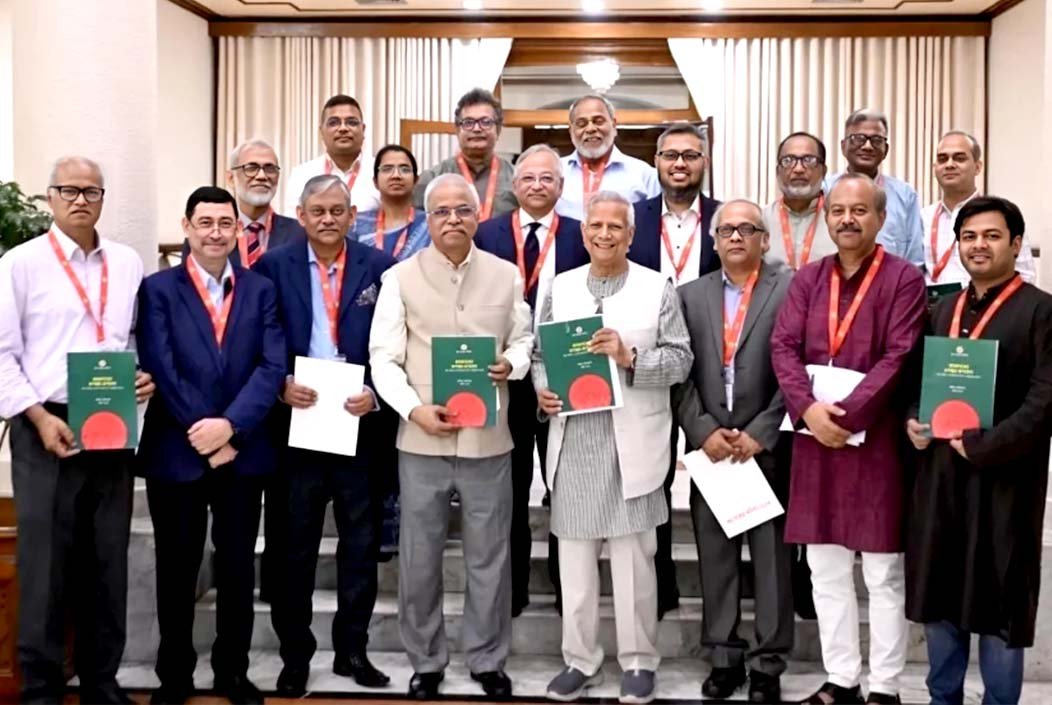 সাংবাদিকদের জন্য ঝুঁকি ভাতা, বিমা ও পেনশন চালুর সুপারিশ...
