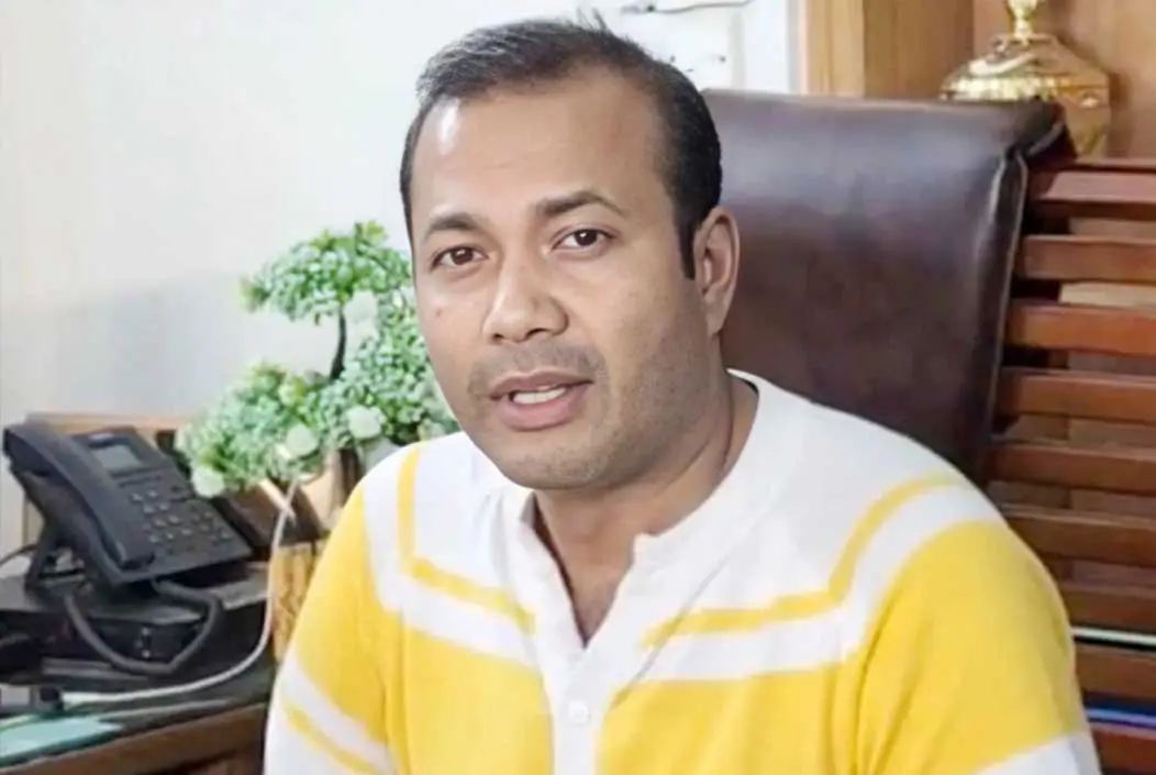 এক কোটি টাকা না দিলে ১০ মামলা, কলাবাগান থানার ওসি ও দুই...