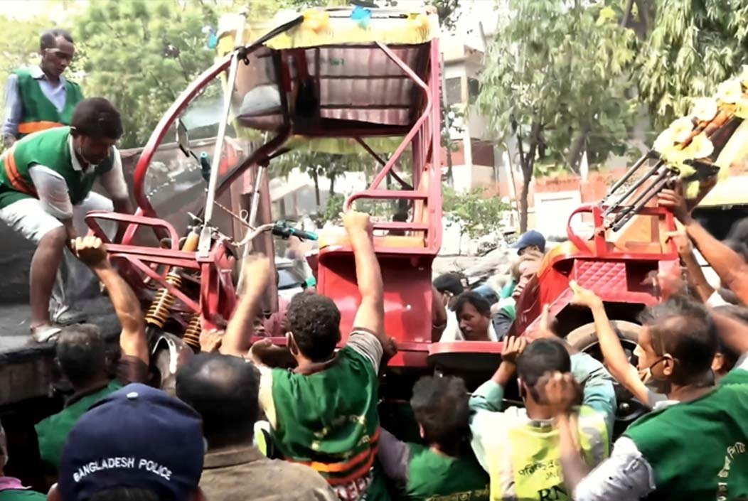 ঢাকার প্রধান সড়কে আর অটোরিকশা চলতে দেওয়া হবে না : ডিএনসিসি
