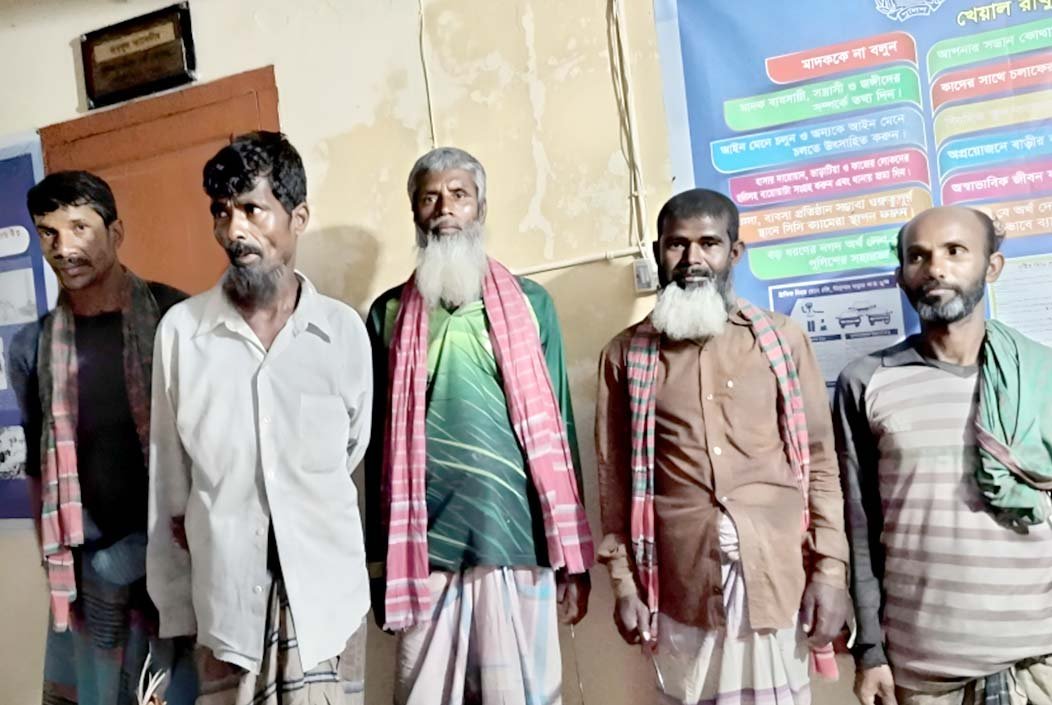 শ্রমের দাম না পেয়ে শেরপুরে পাঁচ দিনমজুরের থানায় অভিযোগ