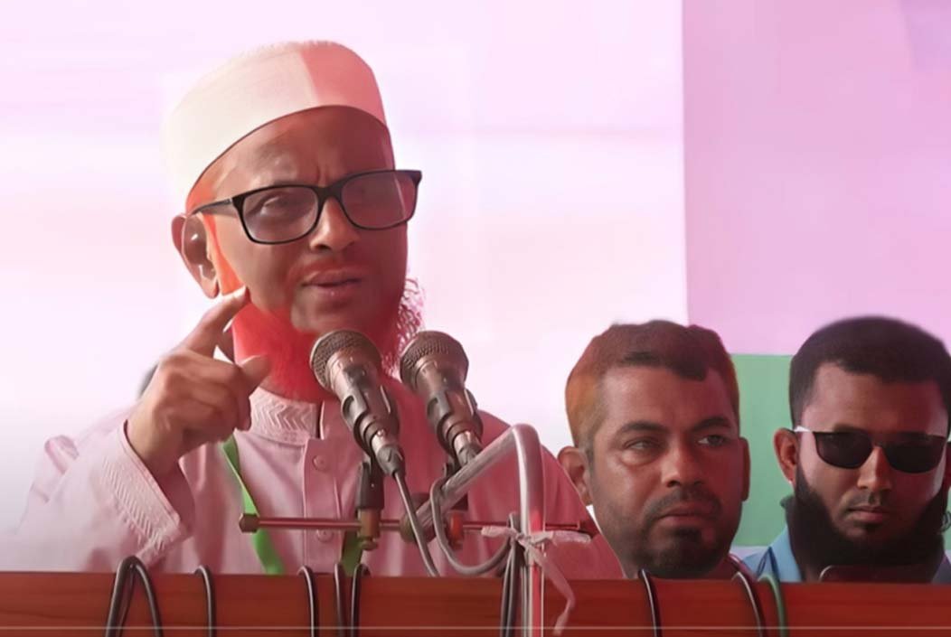 জামাতের শীর্ষ নেতাদের ‘অন্যায়ভাবে হত্যা করা হয়েছে’: কারামুক্তির পর এটিএম আজহার