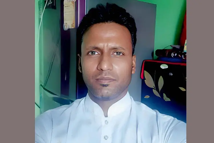 কুমিল্লায় শীর্ষ সন্ত্রাসী আল মামুনকে কুপিয়ে হত্যা
