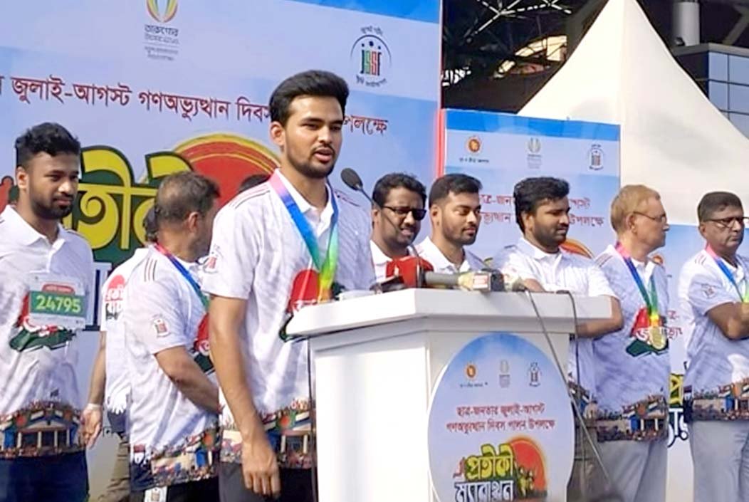 “বাংলাদেশ যতদিন থাকবে, ততদিন উচ্চারিত হবে জুলাই যোদ্ধাদের নাম”: আসিফ মাহমুদ