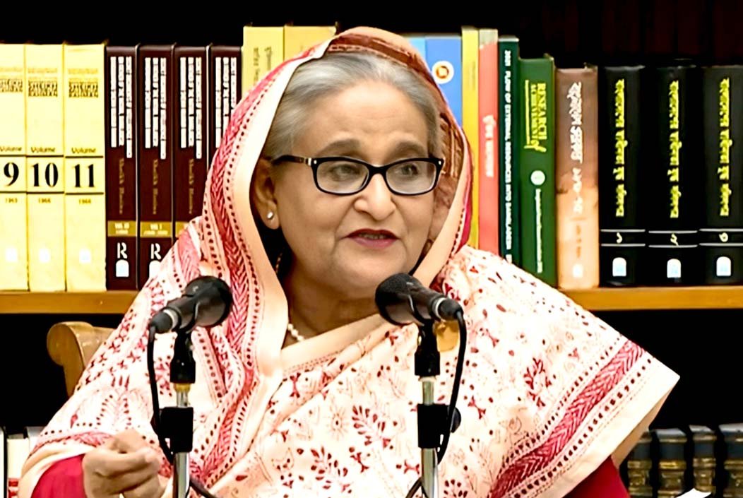 শিক্ষার্থীদের ‘রাজাকারের বাচ্চা’ বলেননি শেখ হাসিনা: দাবি রাষ্ট্রনিযুক্ত আইনজীবীর
