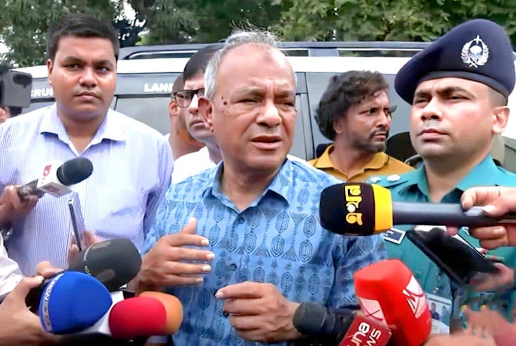 রায়েরবাজারে ১১৪ জন জুলাই শহীদের গণকবর রয়েছে: স্বরাষ্ট্র উপদেষ্টা
