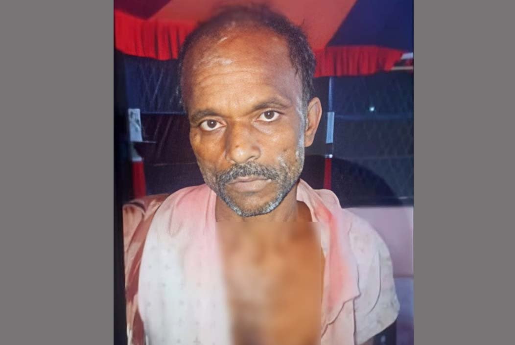 পোরশায় নিতপুর সীমান্তে বিএসএফ কতৃক বাংলাদেশী যুবক আটক