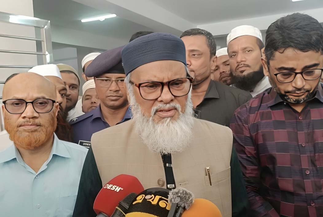 শিক্ষাপ্রতিষ্ঠানে ছাত্র রাজনীতি চাই না: ধর্ম উপদেষ্টা